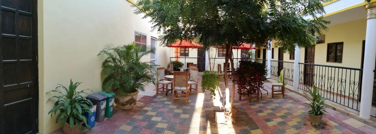 Ayenda 1305 Retro Hotel Barranquilla  Bagian luar foto